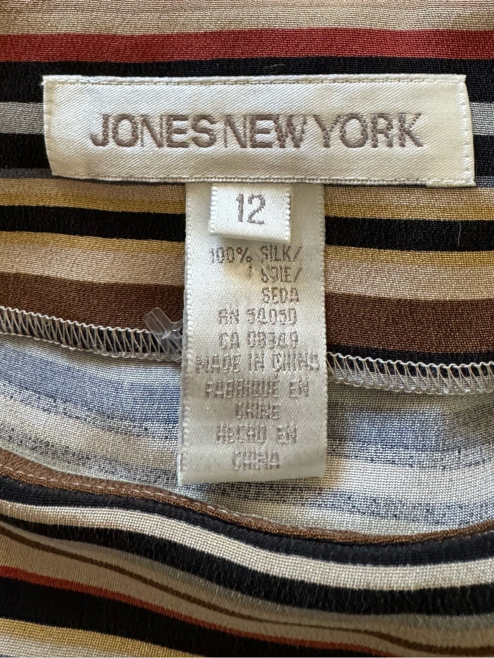 Vintage Jones New York Multi-Color Horizontal Stripe 100% Silk Shell Blouse Sz12 - Picture 2 of 10